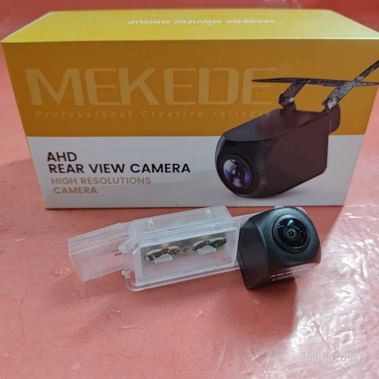 Камера заднего вида Mekede для Skoda Superb Liftback, Roomster #1