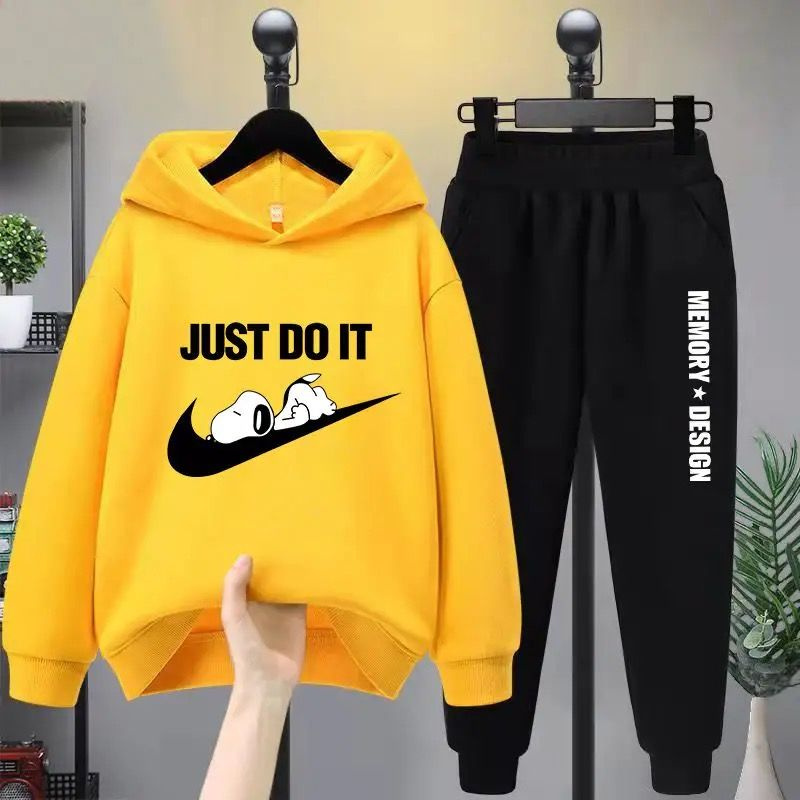 Костюм спортивный Nike #1