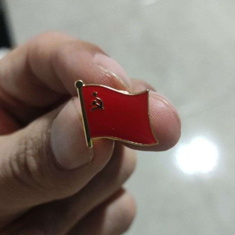 Брошь #1