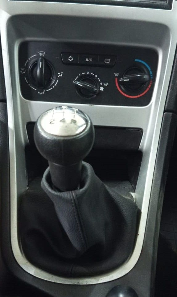 Чехол ручки КПП Пежо 307 (Peugeot 307) с 2001-2008 гг. (В КОМПЛЕКТЕ ...