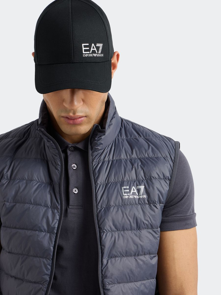 Бейсболка EA7 #1