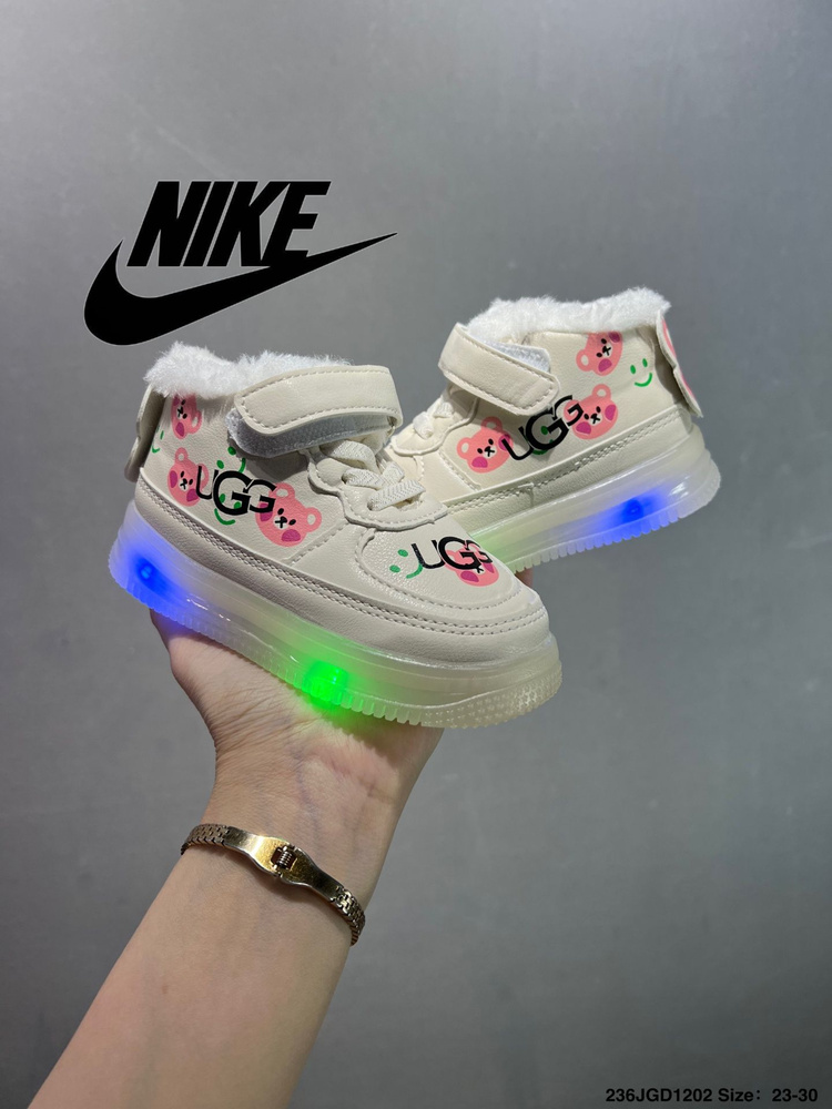Кроссовки UGG #1