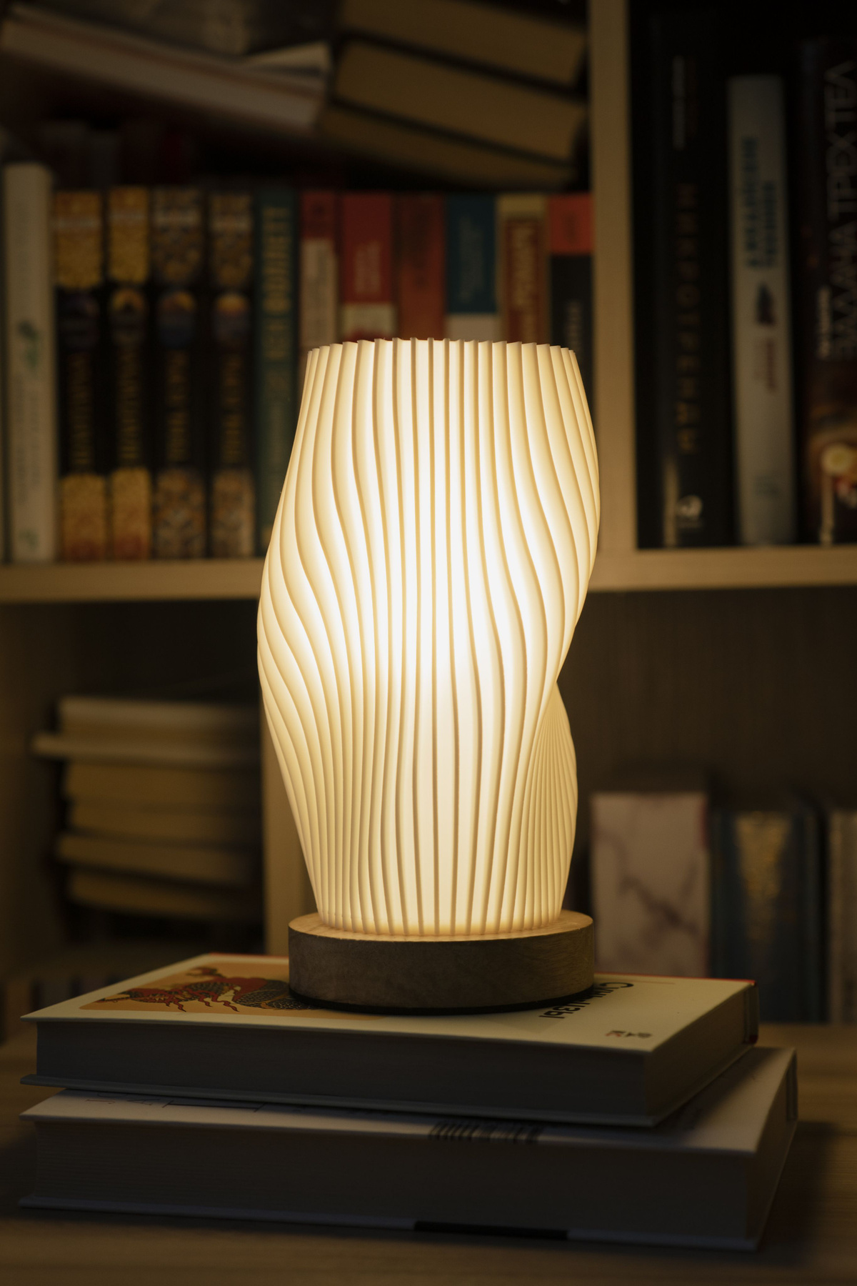 https://www.ozon.ru/product/svetilnik-lampa-nastolnaya-prikrovatnaya-plisse-loft-svetodiodnaya-1387280668/?from_sku=1607571972&oos_search=false