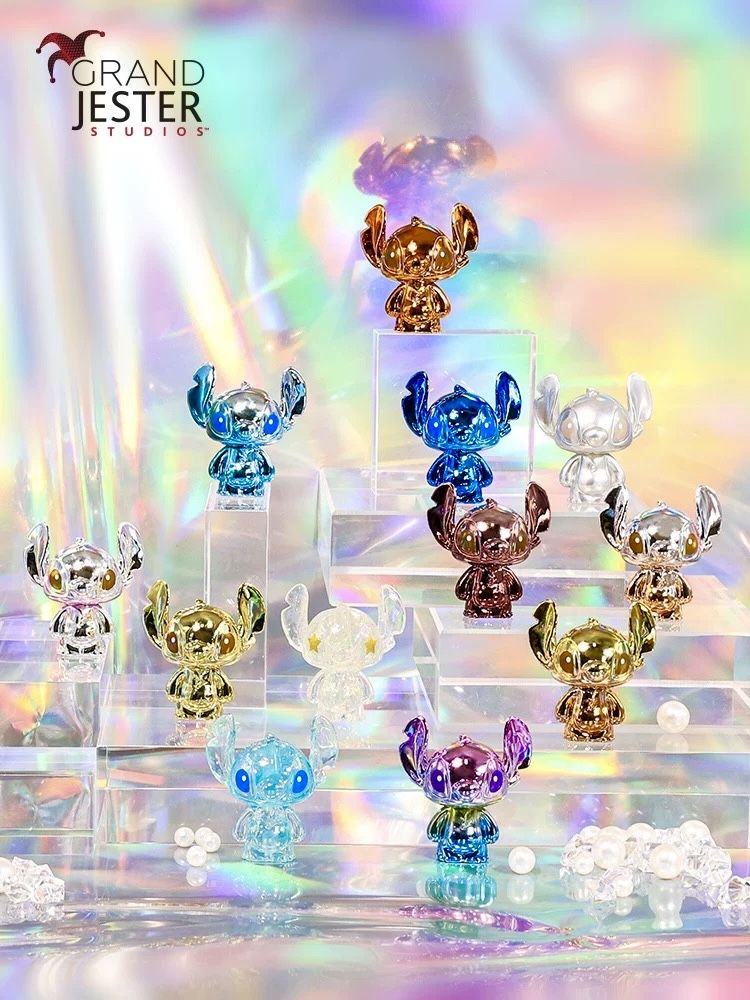Премиум мини Фигурки Стич в Сюрприз-Пакете с 3 Фигурками Внутри от Enesco Grand Jester Disney