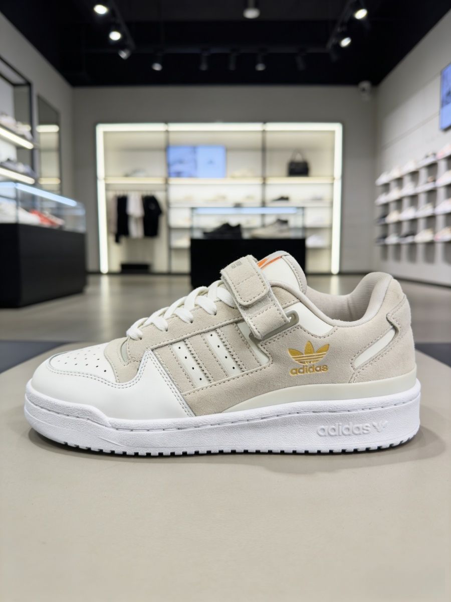 adidas forum plus sneaker