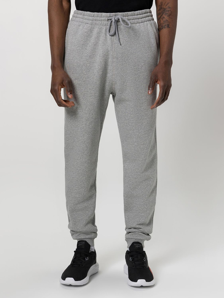 Брюки спортивные Reebok Identity Small Logo Fleece Jogger #1