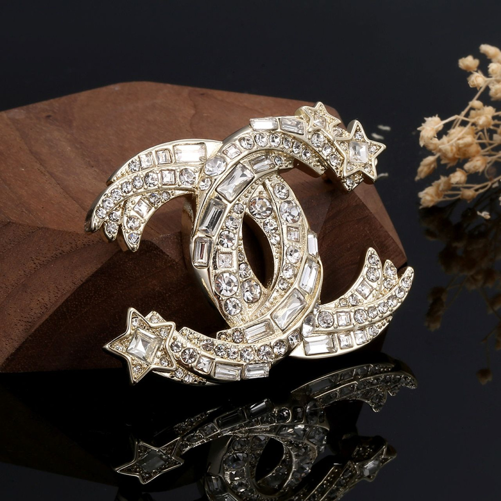 Chanel Брошь - купить с доставкой по выгодным ценам в интернет-магазине ...