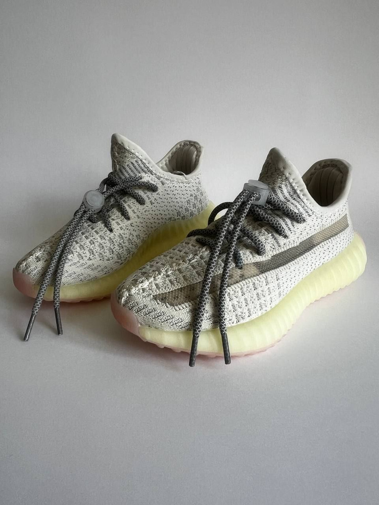 Кроссовки YEEZY #1