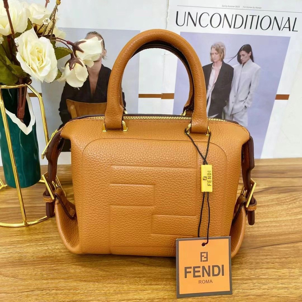 Fendi Сумка на плечо #1