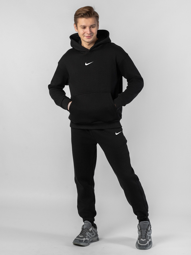 Костюм спортивный Nike #1