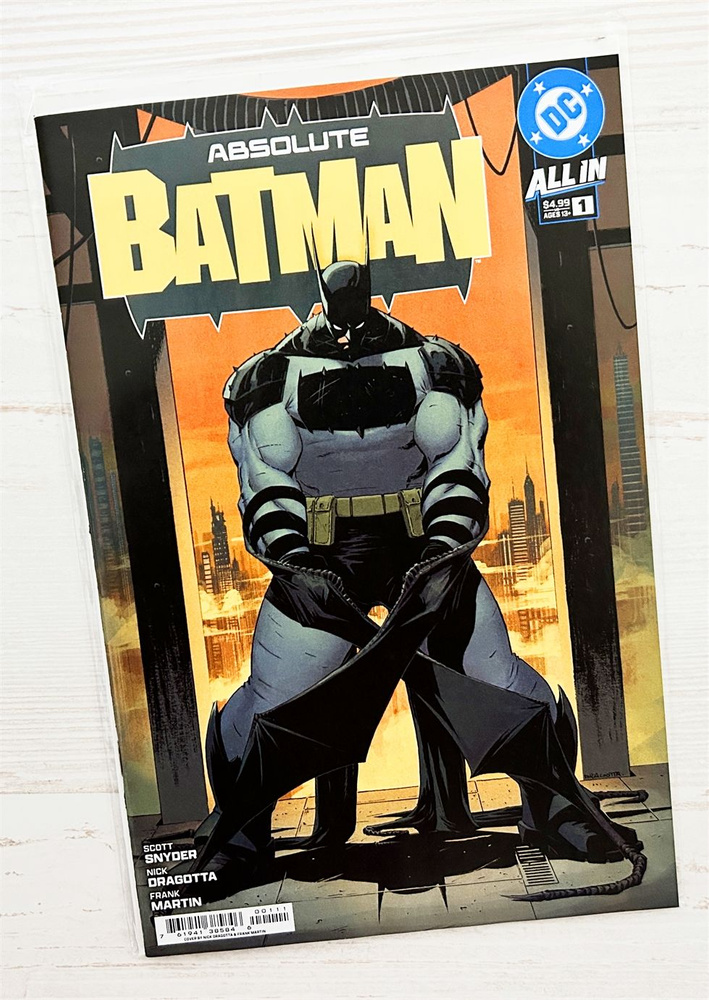 Absolute Batman 1 купить на OZON по низкой цене (2241814372)