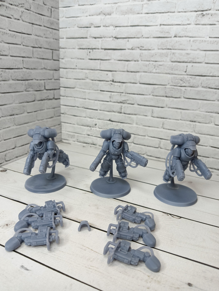 Миниатюры для игры Warhammer. Космодесант. Inceptors. 3 штуки #1