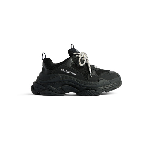 Sepatu balenciaga best sale triple s