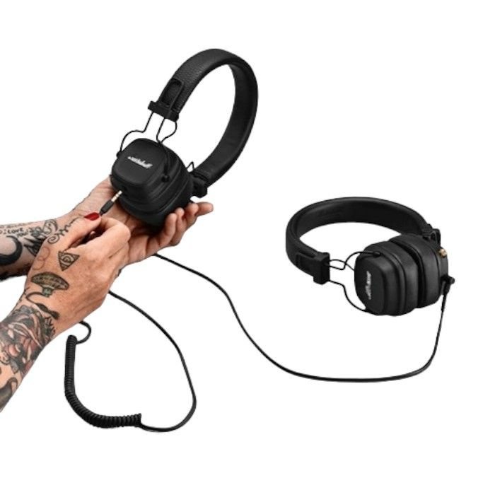 Наушники тату беспроводные. Sennheiser cx 7. Тату на ноге наушники. 00 bt. Тату наушники.