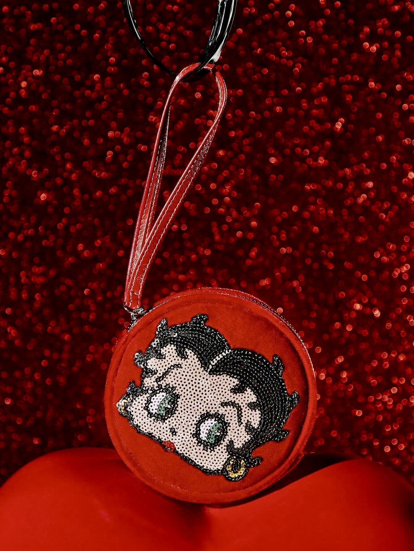 Betty Boop / Бетти Буп Мини-кошелёк-монетница бордовый бархат с пайетками, фигурка по видеоиграм