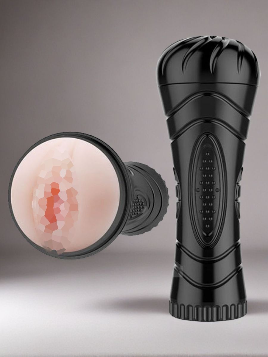 Әдемі кискаға кірген үлкен әтештің видеосы