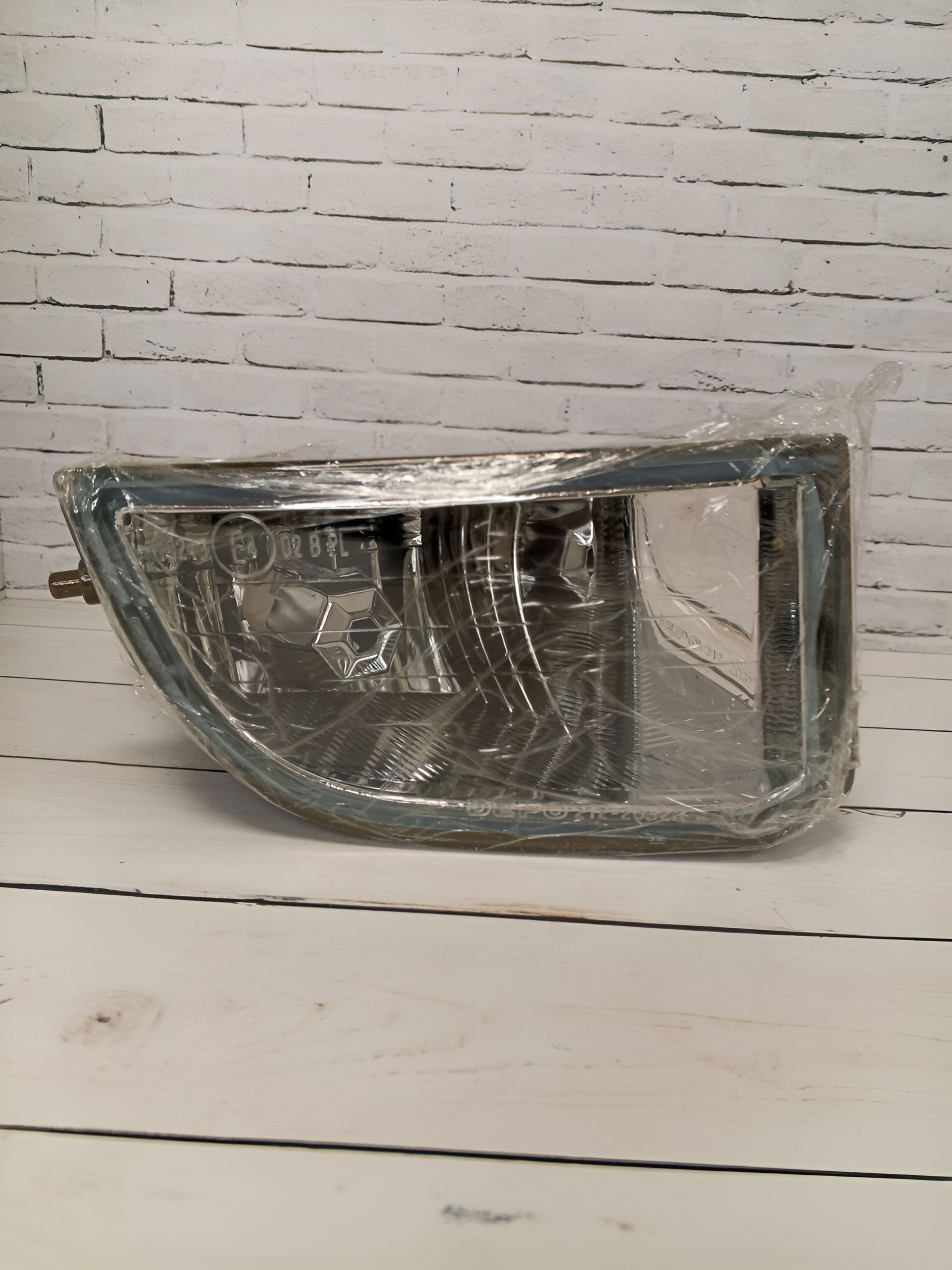 Фара противотуманная (Справа) Toyota RAV4 (CA20) 00-03
