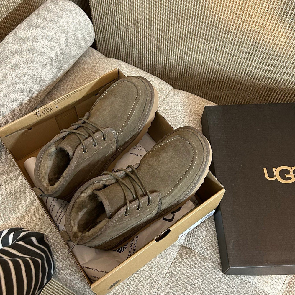 Ботинки UGG #1
