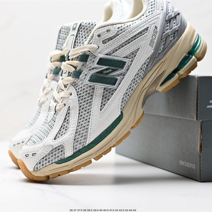 Кроссовки New Balance #1