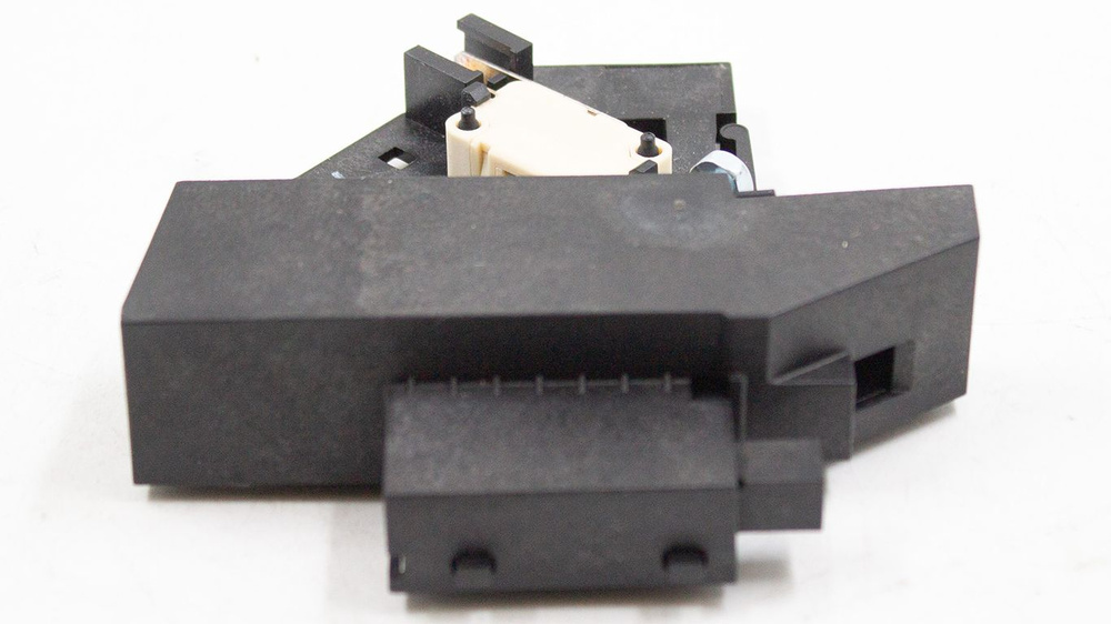 Замок (правый) для духового шкафа MIELE (МИЛЕ) 11444491 (11444490/2060 ...