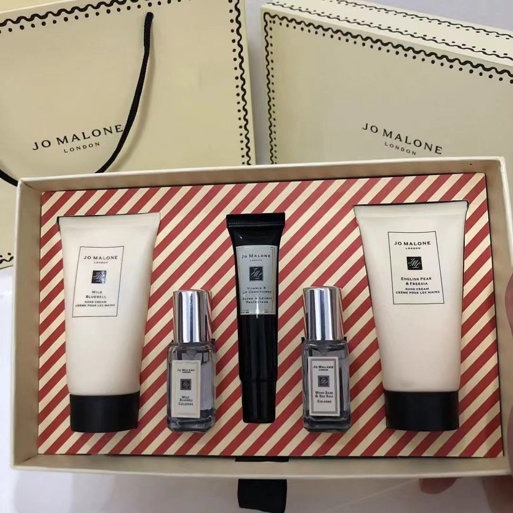 JO MALONE Джо Мэлоун Набор косметики для ухода за кожей Увлажняющий набор New Era для увлажнения и ухода #1