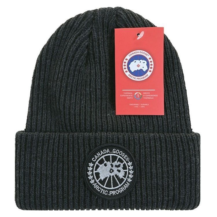 Шапка CANADA GOOSE #1