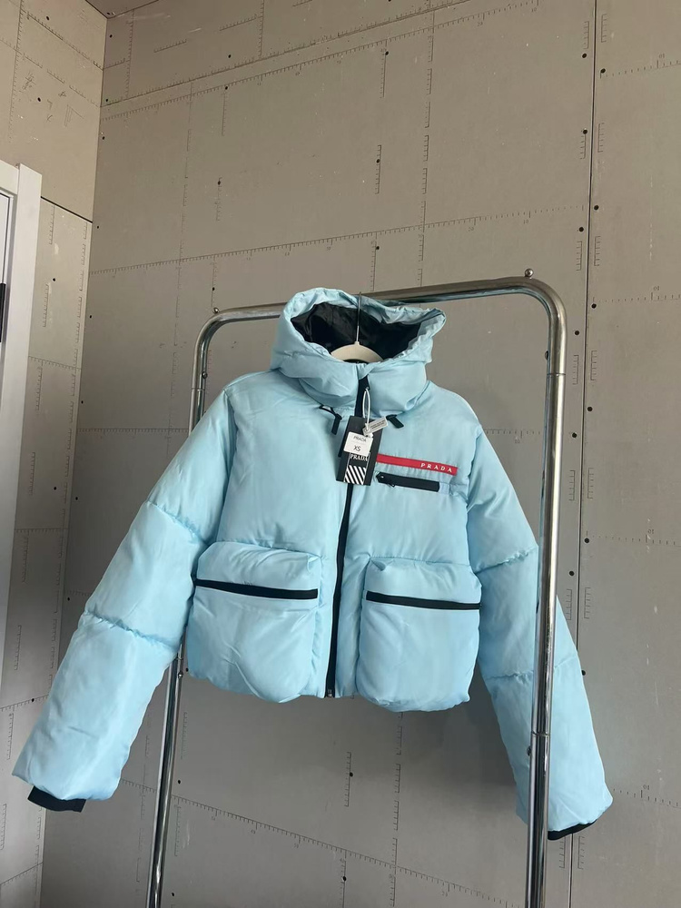 Пуховик Prada #1