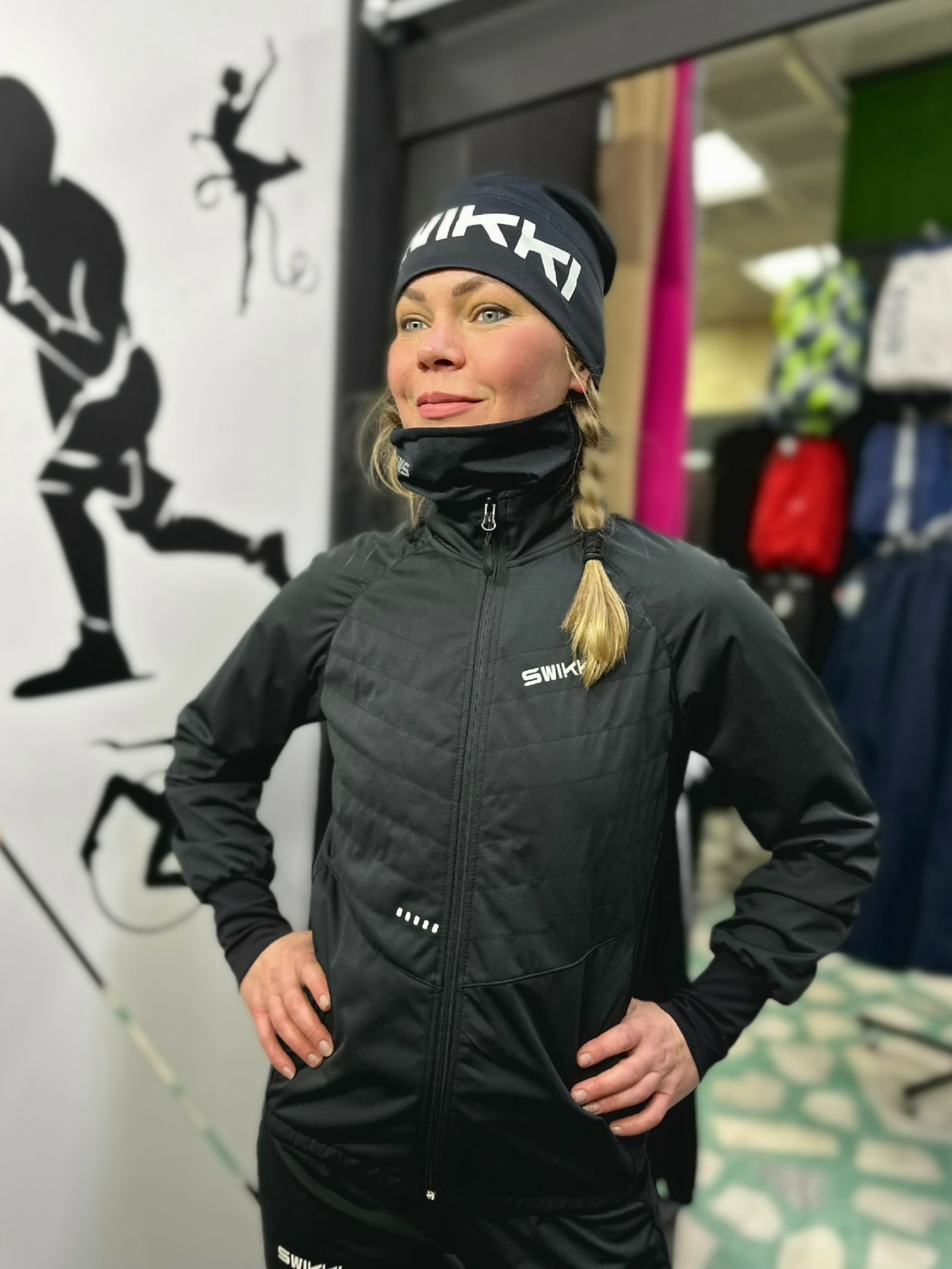 Шапка спортивная SWIKKI