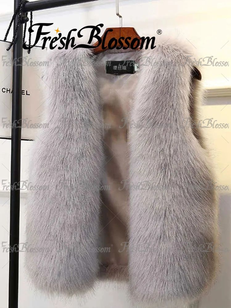 ЖилетмеховойFreshBlossom