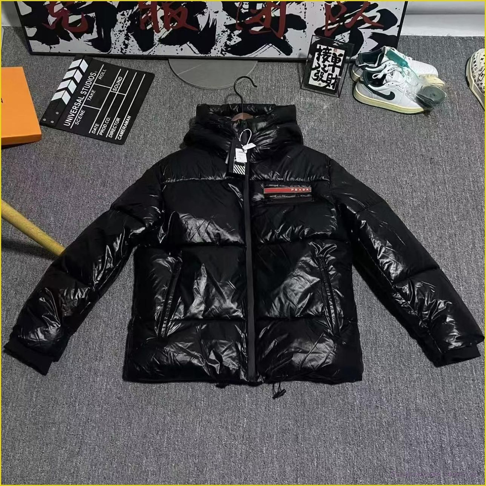 Пуховик Prada #1