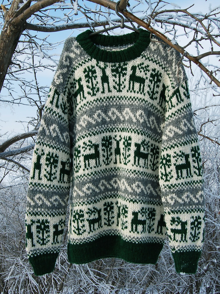 Knitted women's sweater with an ornament in the ethnic style “Fuchsi-Fuchsi” code 