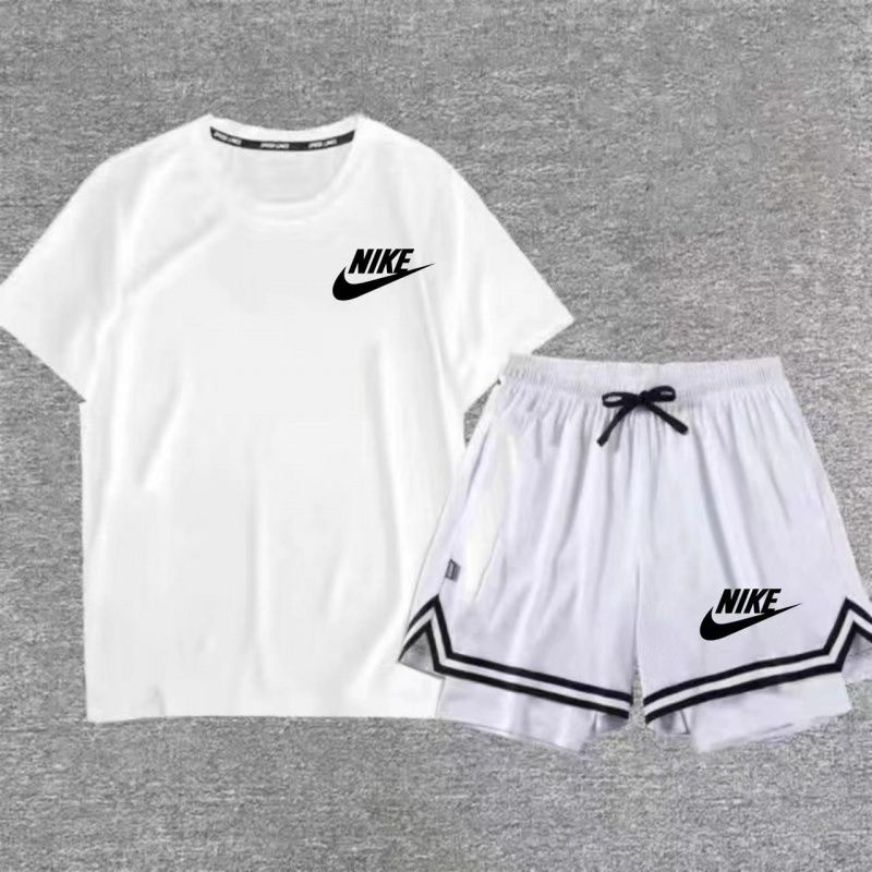 Костюм спортивный Nike #1