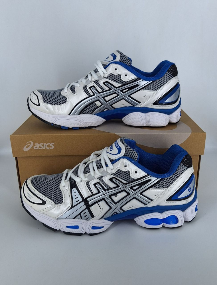 Кроссовки ASICS #1