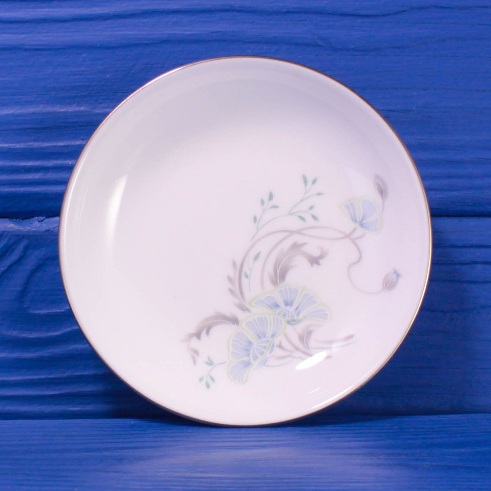 Блюдце дизайна Moonflower от Royal Doulton #1