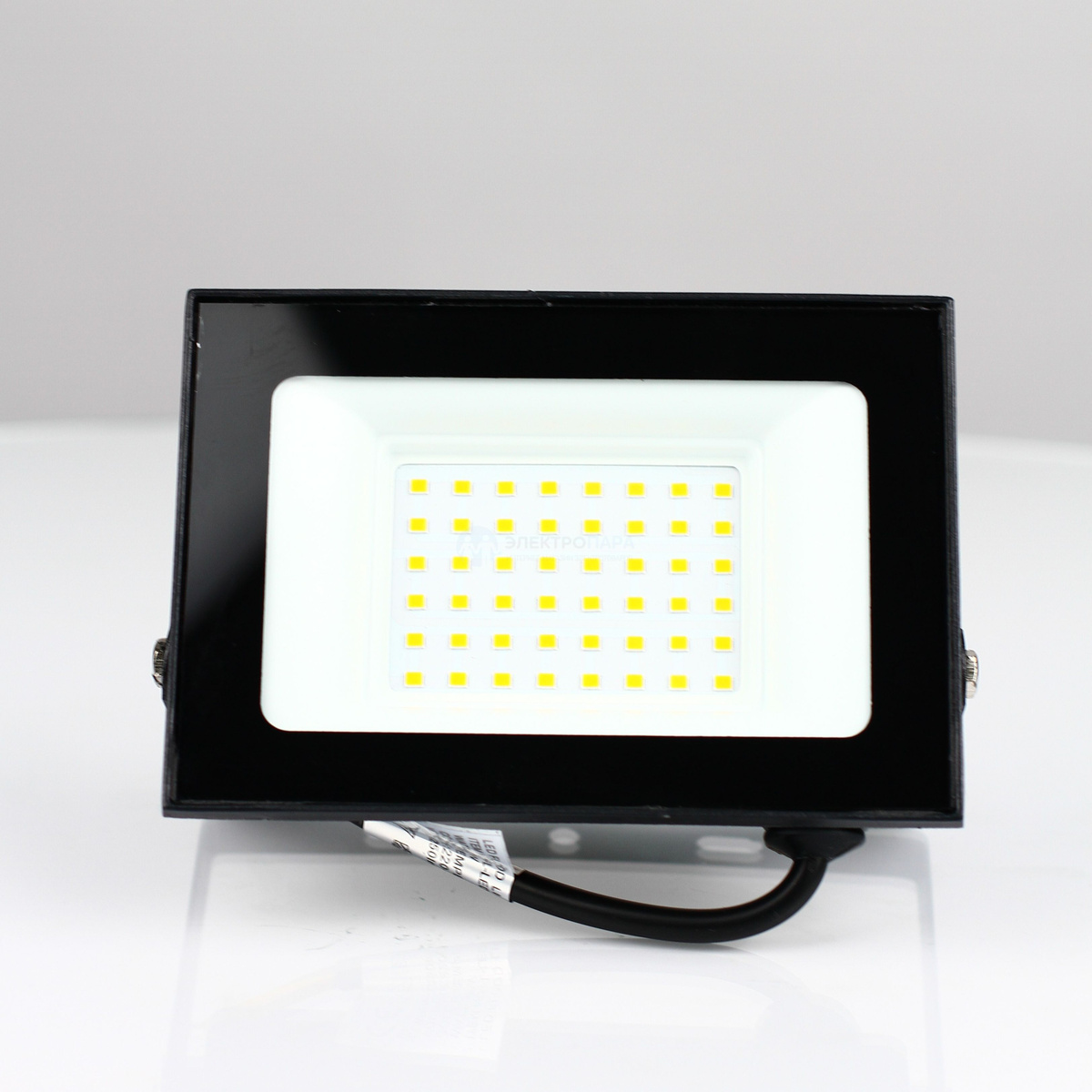 Прожектор светодиодный уличный FL-LED Light-PAD 50 Ватт 4200K ...