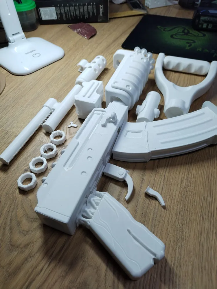 Штурмовая винтовка (Калаш), модель для сборки, белый, 80см