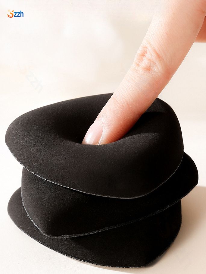 Black Triangular Velvet Makeup Sponges 2Pcs Soft Dry Wet Use