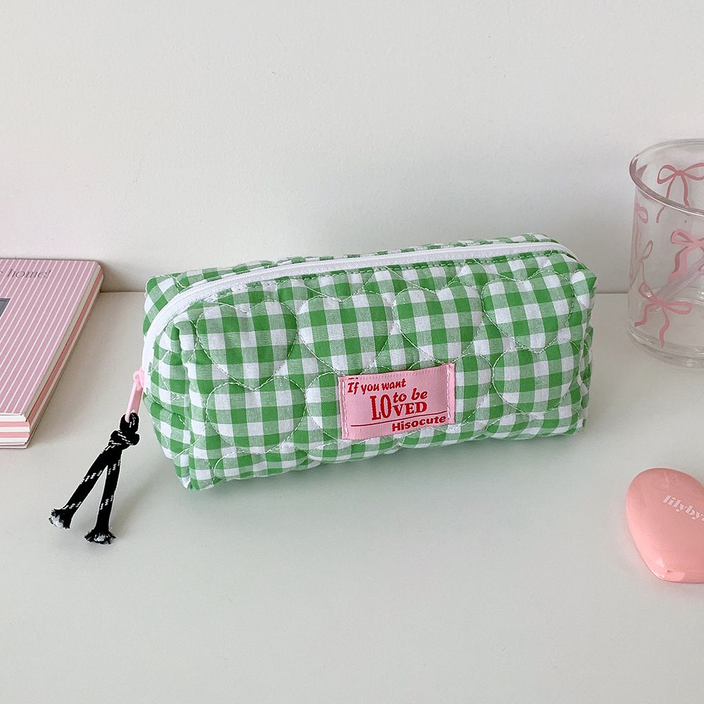 Green Quilted Heart Plaid Pencil Case: Cute Stationery & Toiletry Organizer