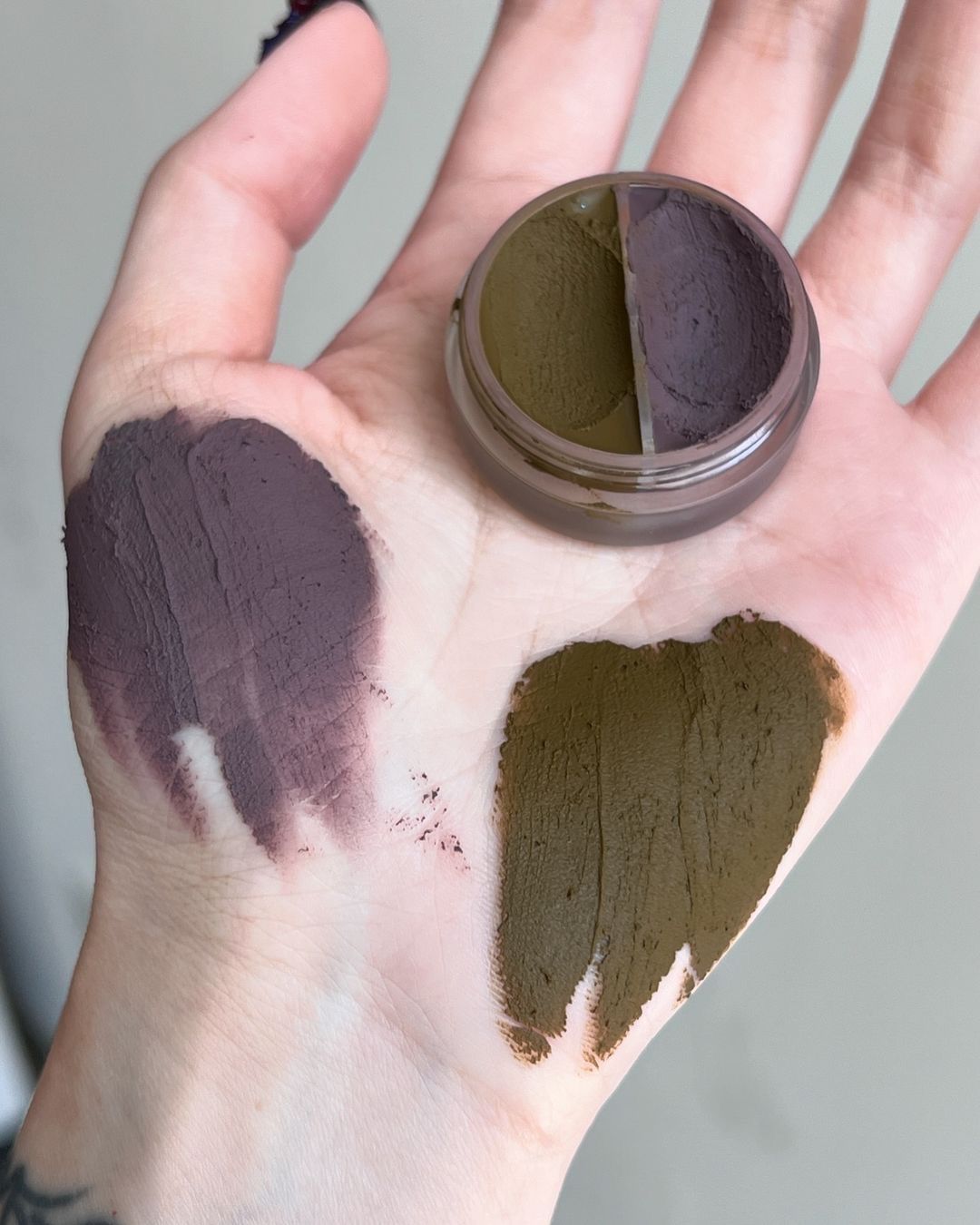 Shellwe Makeup X Freya86 Somber Garden duo Lip Mud Матовая