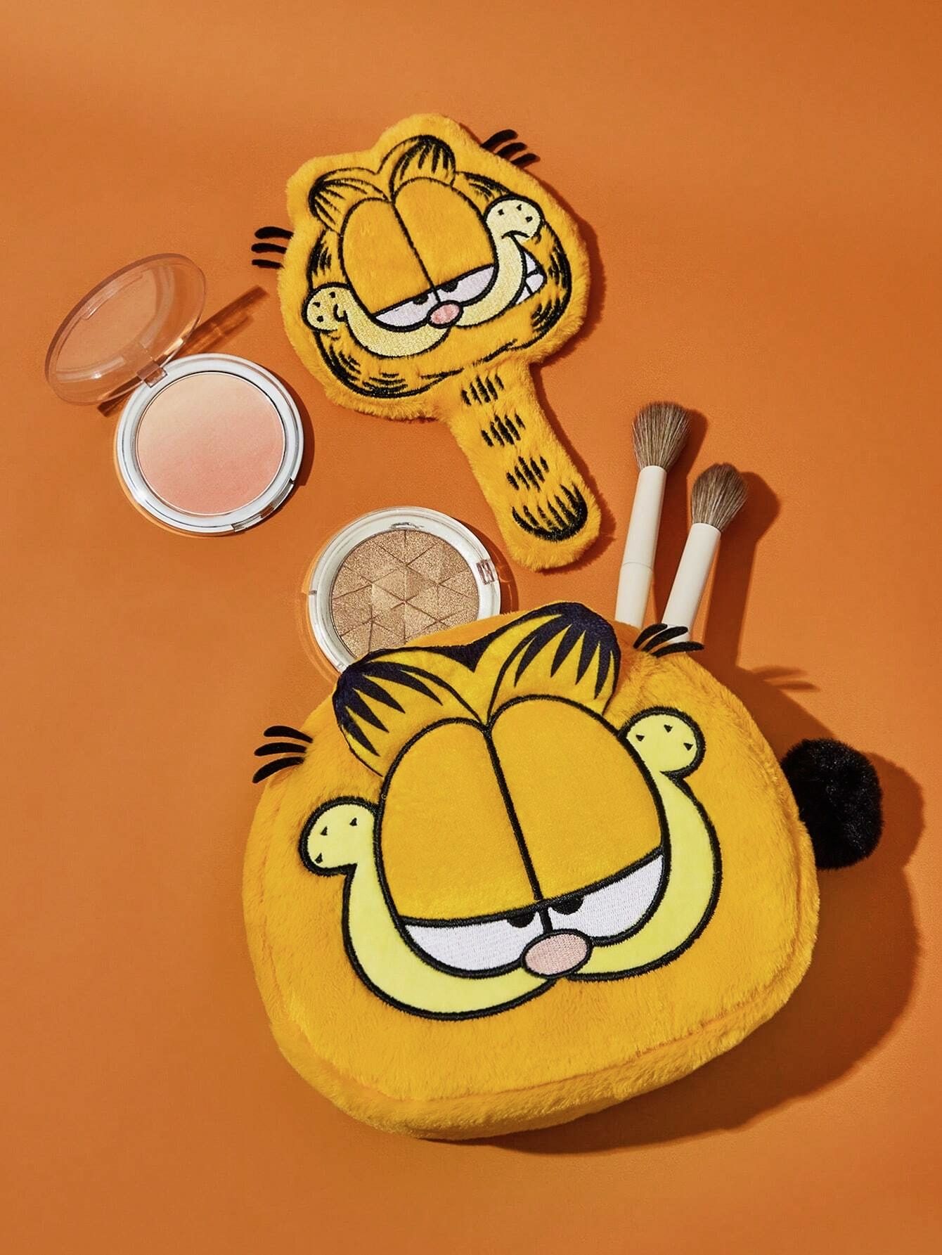 Garfield / Гарфилд Сумочка-пенал для аксессуаров в виде мордочки кота