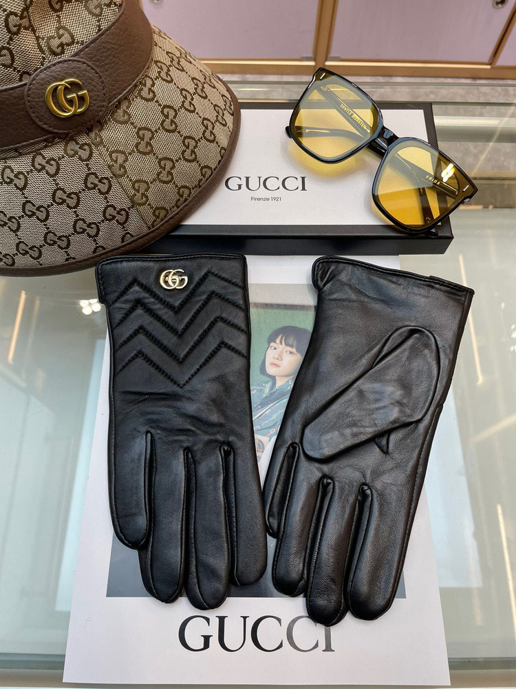 Перчатки Gucci #1