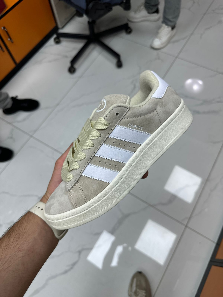 Кроссовки adidas #1