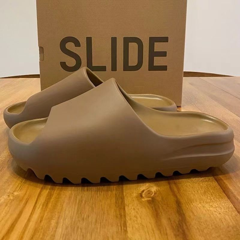 Тапочки adidas  x Yeezy Slide #1