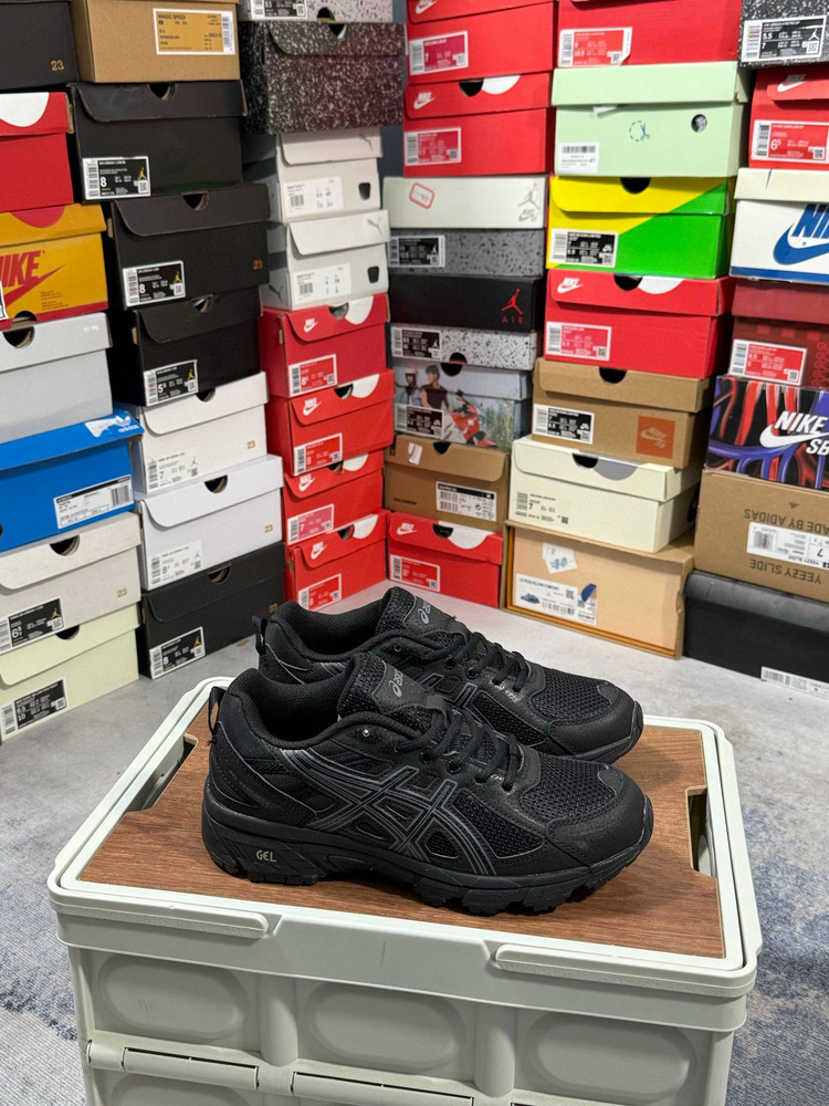 Кроссовки рабочие ASICS #1