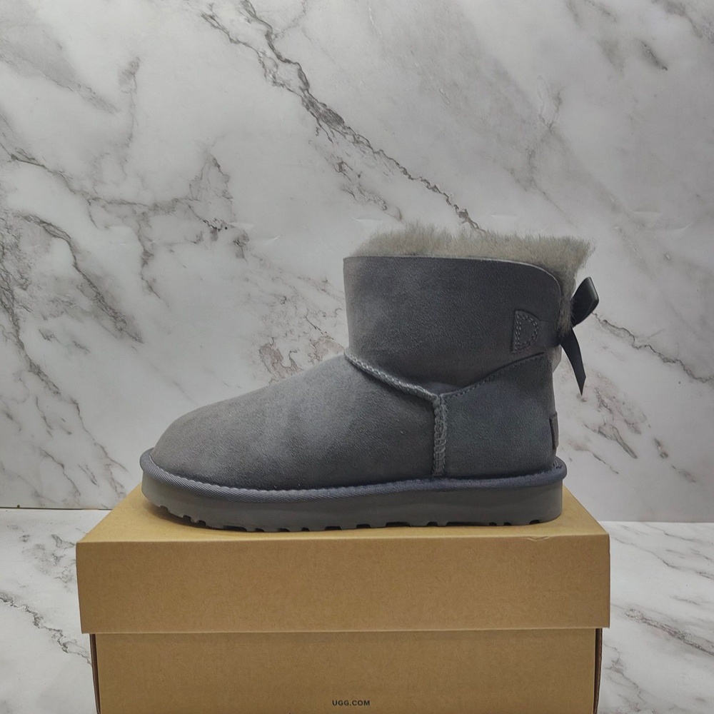 Сноубутсы UGG #1