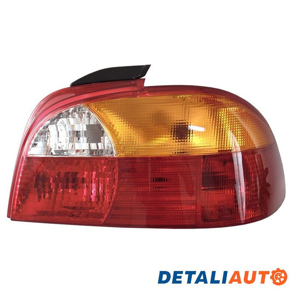Фонарь задний Toyota Avensis (T220) 97-00 (Справа/ 4D SED)