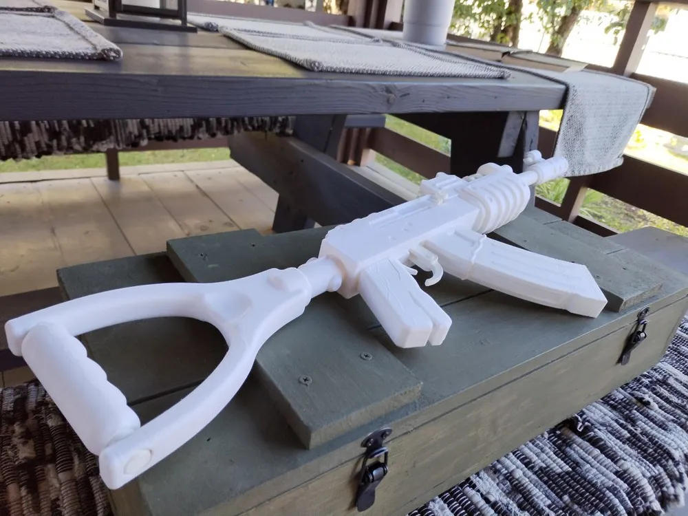 Штурмовая винтовка (Калаш), белый, 80см