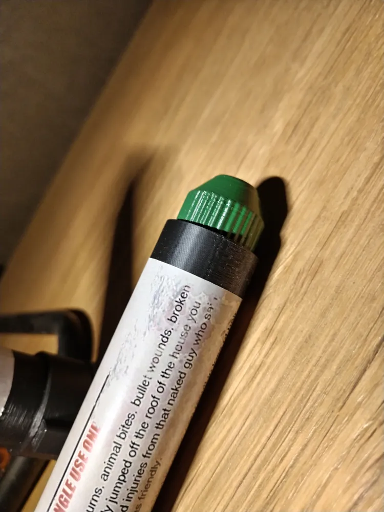 Шприц, черный, 20см