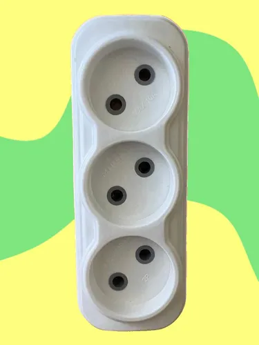 Разветвитель на 3 гнезда без заземления MIRSA ELECTRIK 77.130.310