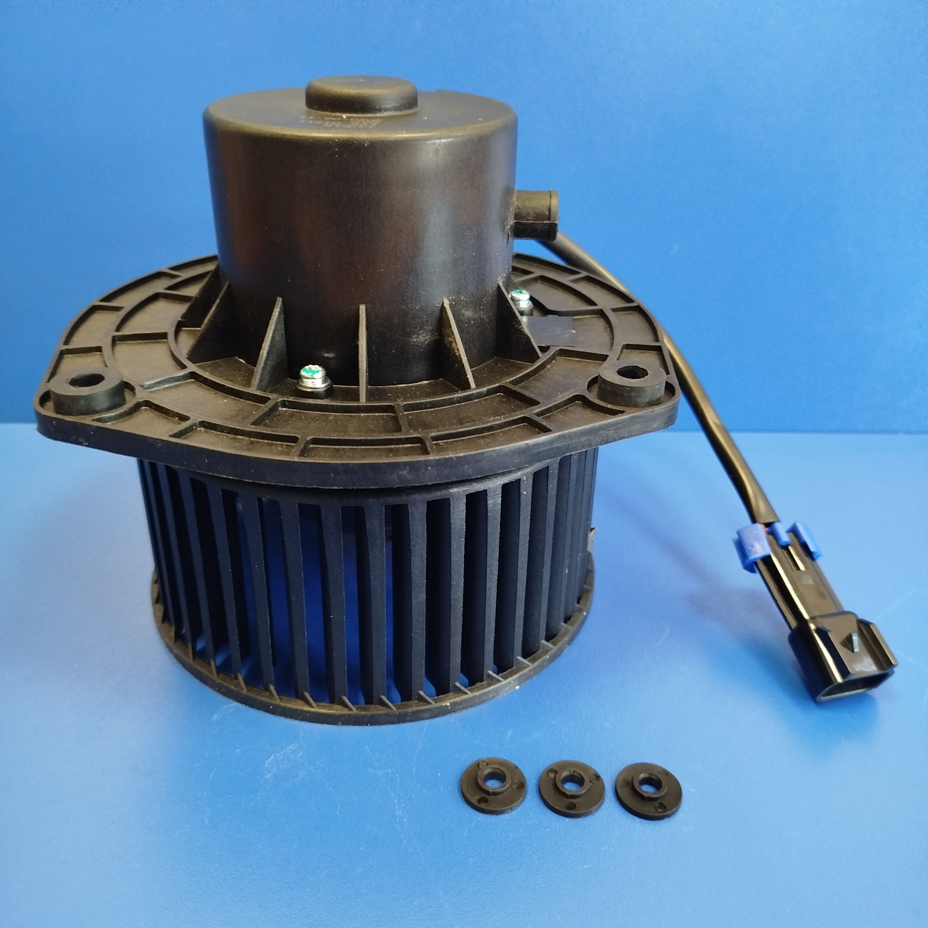 Мотор печки Cobalt R4 Luzar